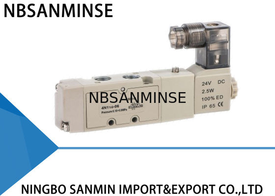 Doppeltes/sondern Spulen-elektrisches pneumatisches Solenoid-Wegeventil 1/8 Zoll aus