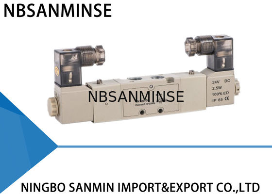 Doppeltes/sondern Spulen-elektrisches pneumatisches Solenoid-Wegeventil 1/8 Zoll aus